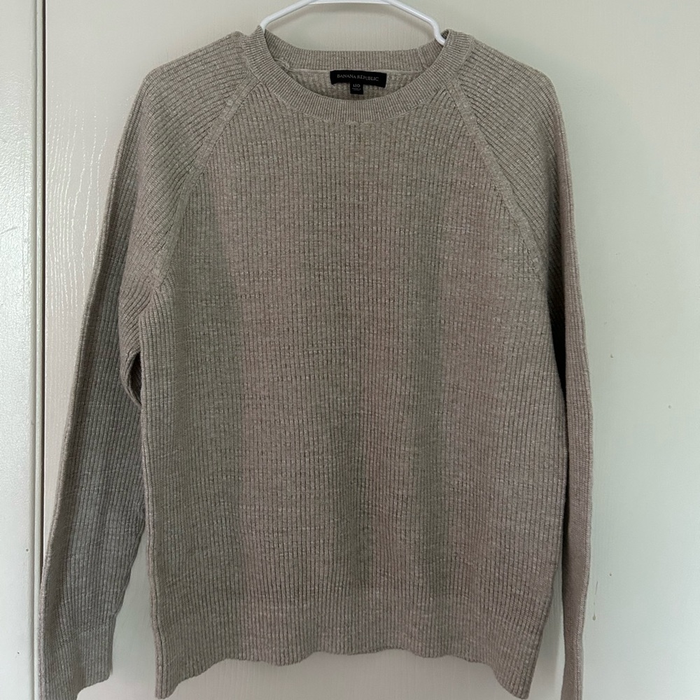 Banana Republic Men’s Knit Shirt